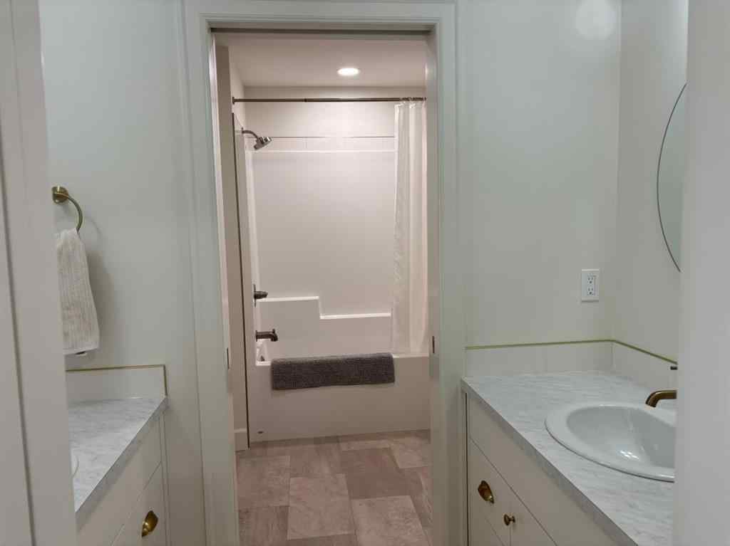 MLS® A2201725 - 247 N 2 Street E in NONE Magrath, Residential
