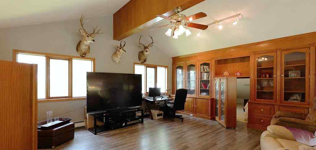MLS® A2201792 - 311037A Range Road 222   in NONE Rural Kneehill County, Residential