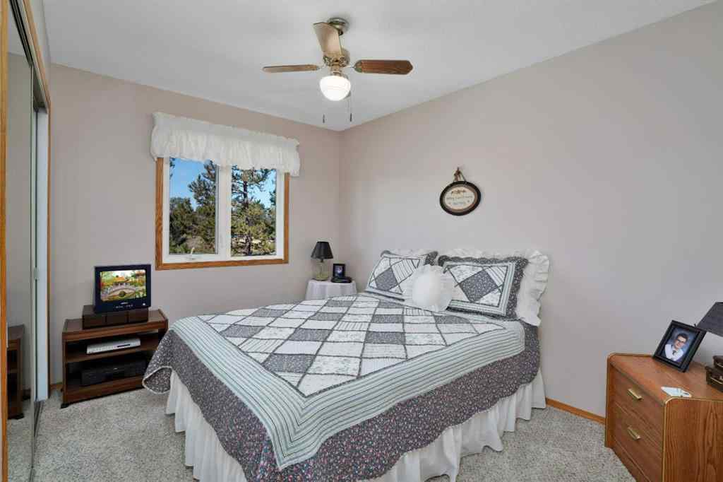 MLS® A2201827 - 32570 Range Road 51   in NONE Rural Mountain View County, Residential