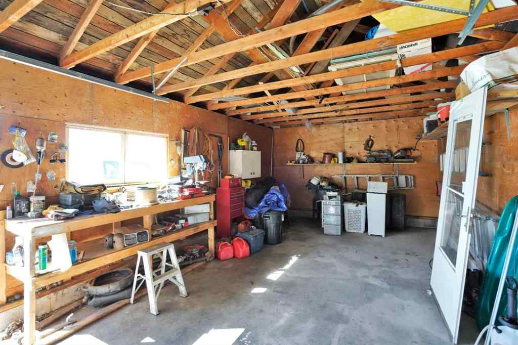 MLS® A2201827 - 32570 Range Road 51   in NONE Rural Mountain View County, Residential
