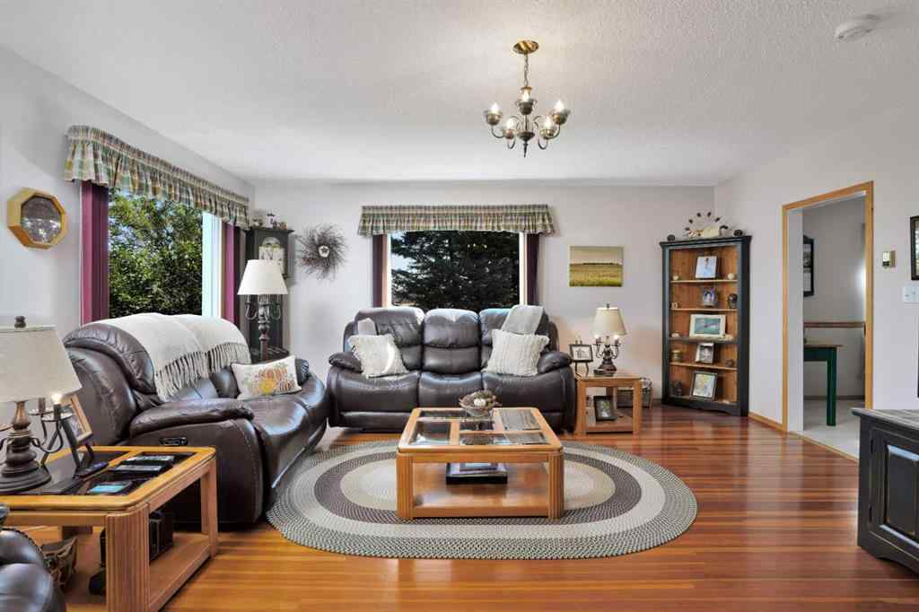 MLS® A2201827 - 32570 Range Road 51   in NONE Rural Mountain View County, Residential