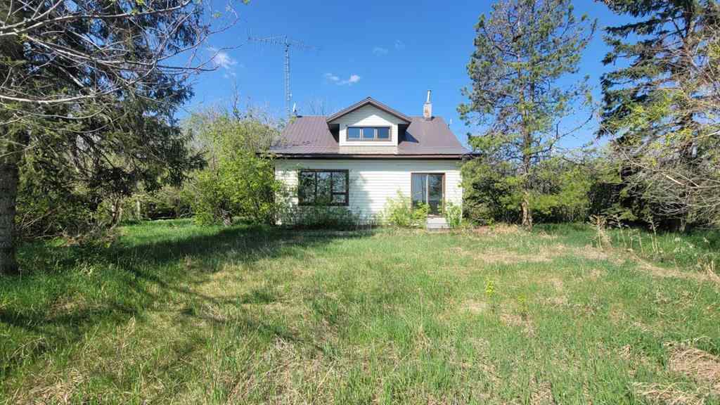 MLS® A2201874 - 39114 Highway 36   in NONE Rural Paintearth No. 18, County of, Agri-Business