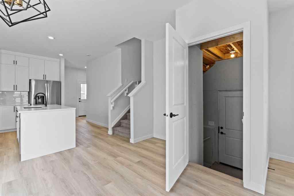 MLS® A2201912 - 231 Vista Road  in NONE Crossfield, Residential