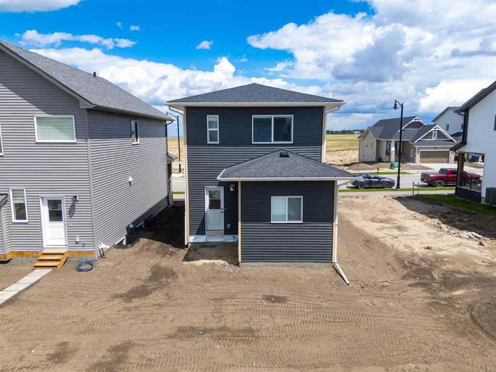MLS® A2201912 - 231 Vista Road  in NONE Crossfield, Residential
