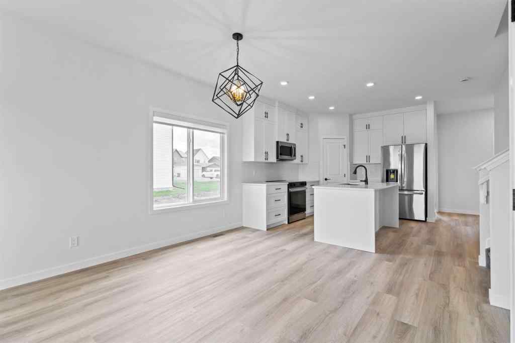 MLS® A2201912 - 231 Vista Road  in NONE Crossfield, Residential
