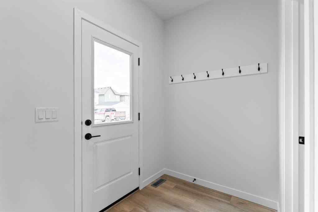 MLS® A2201912 - 231 Vista Road  in NONE Crossfield, Residential