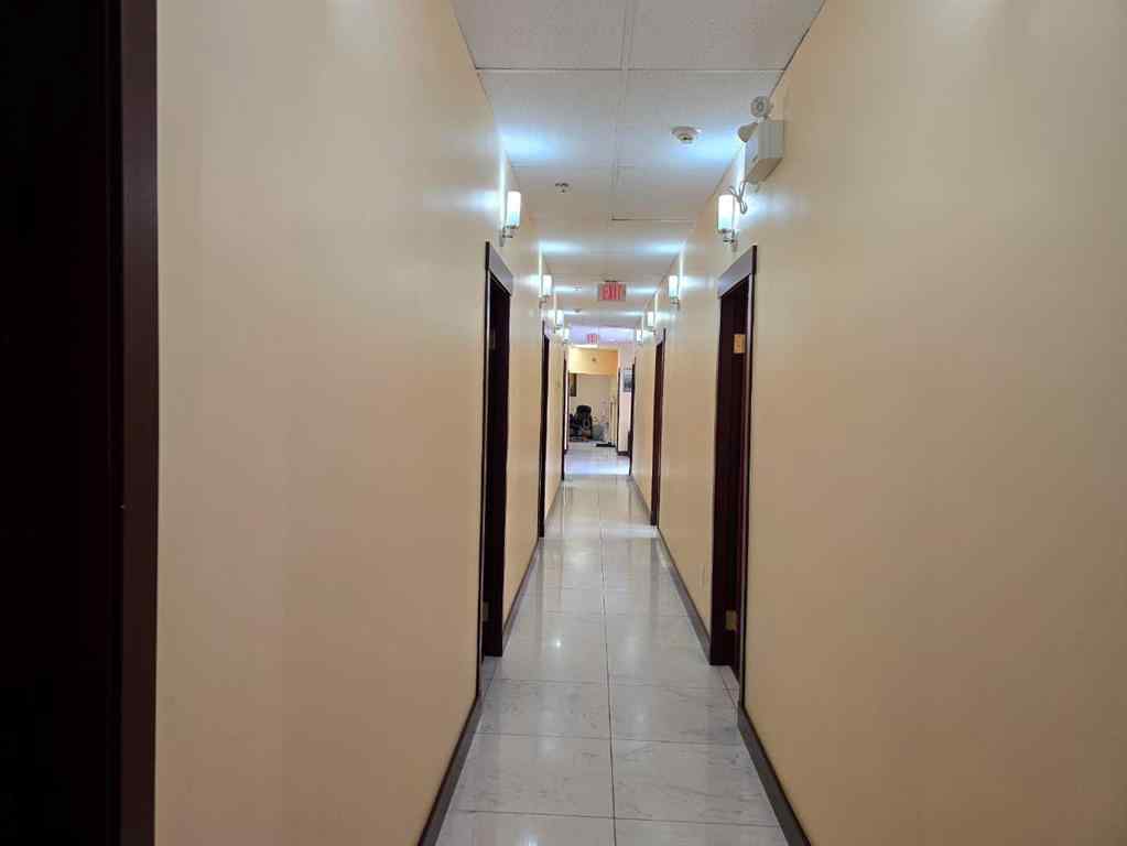 MLS® A2202128 - Unit #116 738 3 Avenue SW in Eau Claire Calgary, Commercial