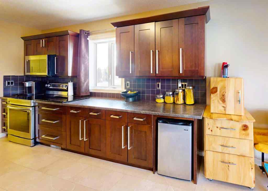 MLS® A2202143 - Unit #10022 96A Avenue   in Plamondon Plamondon, Residential
