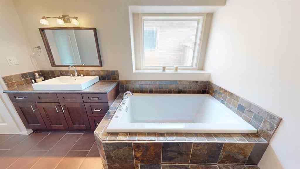 MLS® A2202143 - Unit #10022 96A Avenue   in Plamondon Plamondon, Residential
