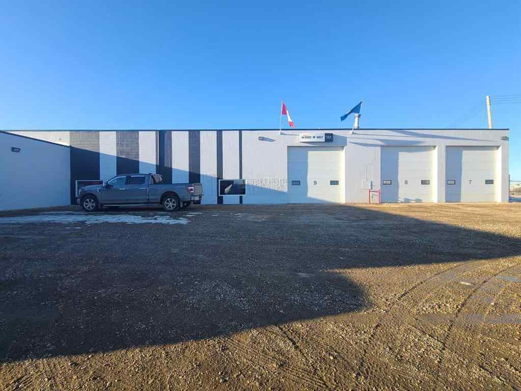 MLS® A2202161 - 7810 102 Avenue  in Industrial Area Peace River, Commercial