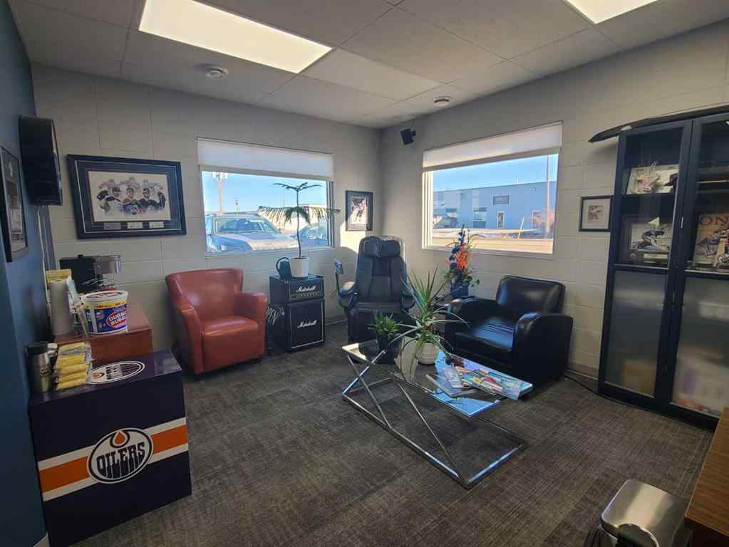 MLS® A2202161 - 7810 102 Avenue  in Industrial Area Peace River, Commercial
