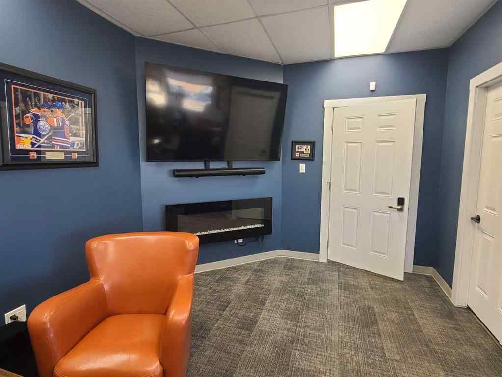 MLS® A2202161 - 7810 102 Avenue  in Industrial Area Peace River, Commercial