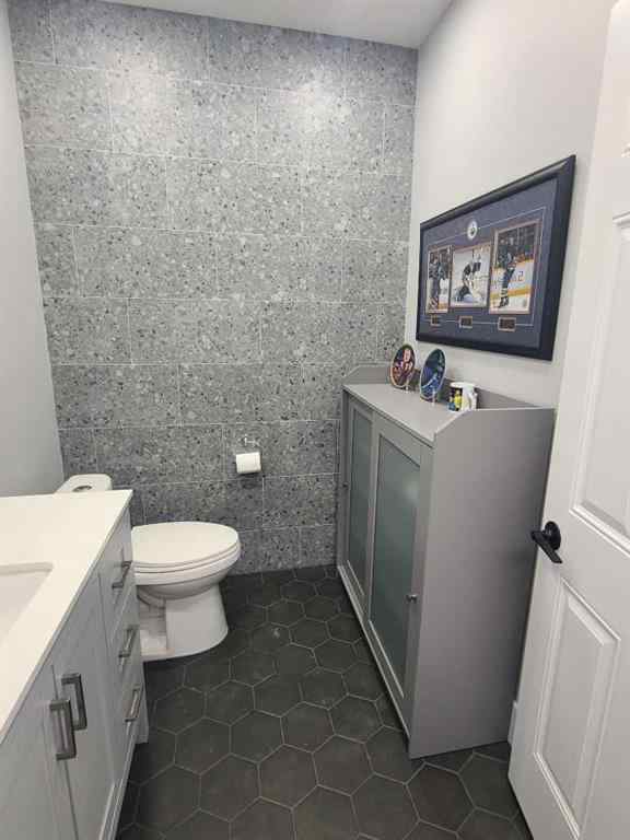 MLS® A2202161 - 7810 102 Avenue  in Industrial Area Peace River, Commercial