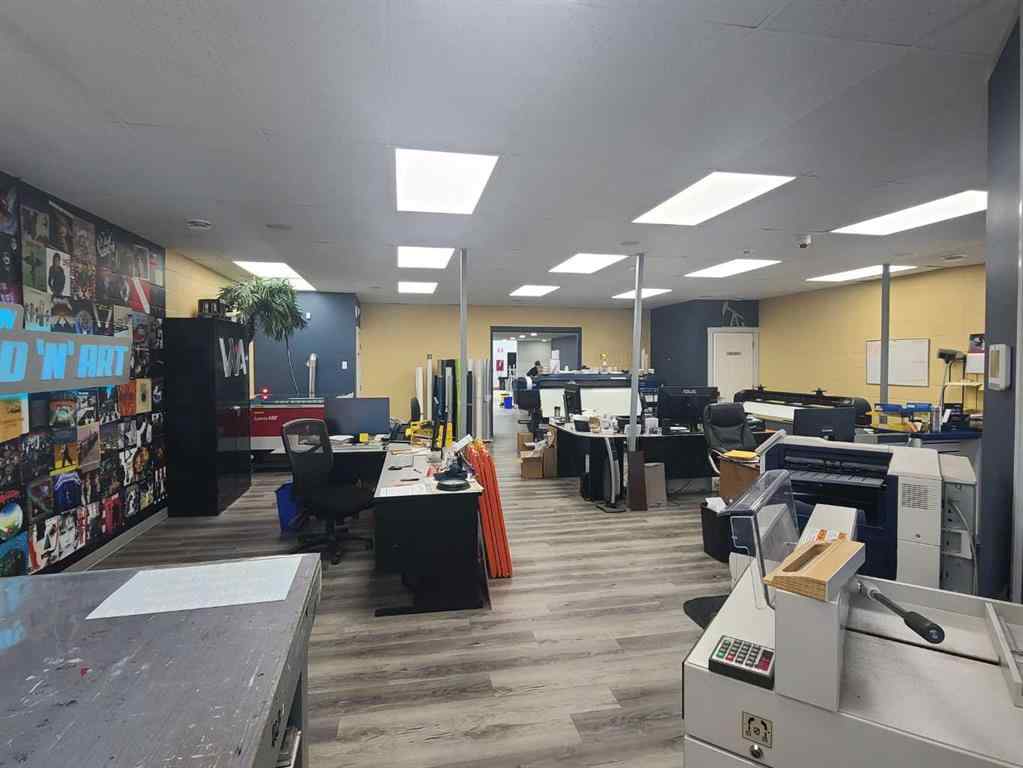MLS® A2202161 - 7810 102 Avenue  in Industrial Area Peace River, Commercial
