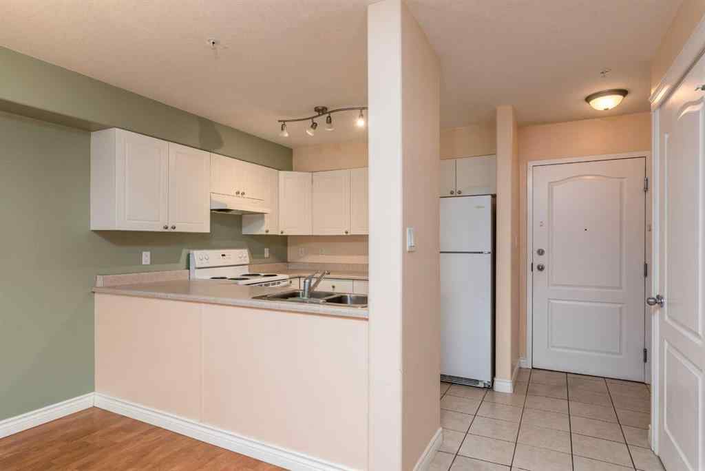 MLS® A2202224 - Unit #105B 5101 18 Street  in College Park Lloydminster, Residential