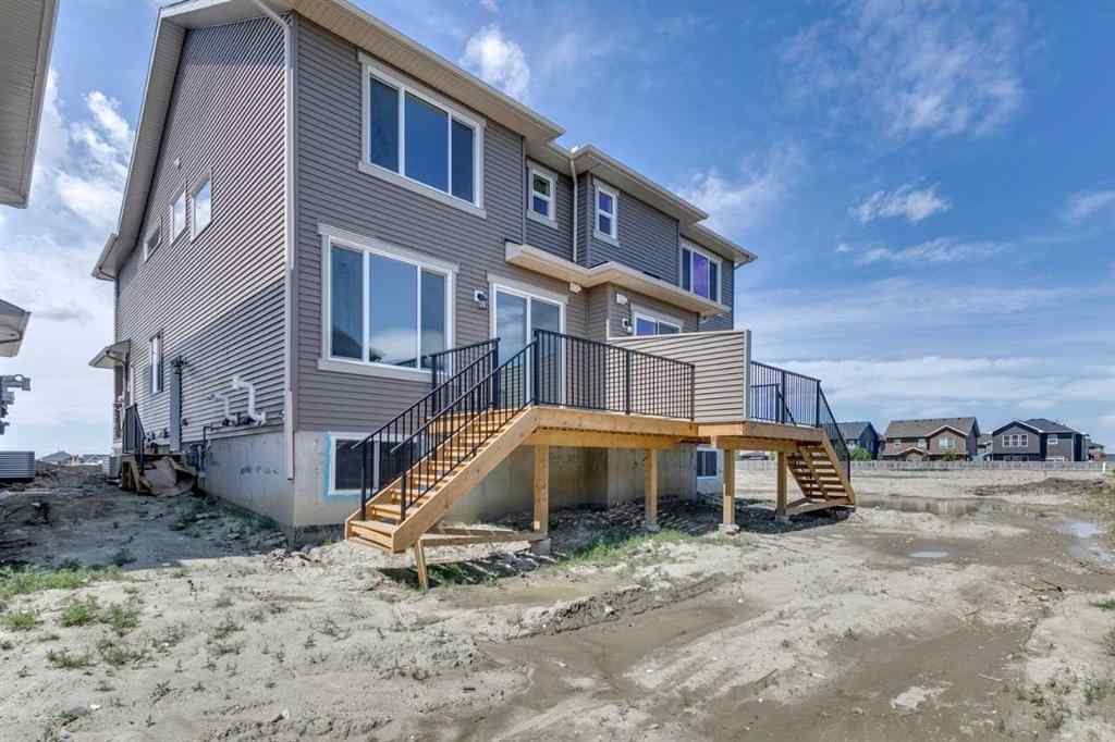 MLS® A2202238 - 760 Langley Terrace SE in Lanark Airdrie, Residential