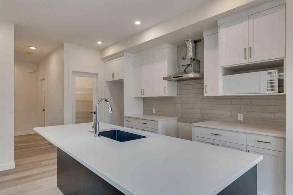 MLS® A2202238 - 760 Langley Terrace SE in Lanark Airdrie, Residential