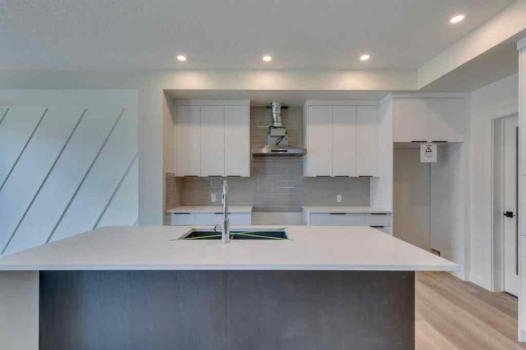 MLS® A2202247 - 764 Langley Terrace SE in Lanark Airdrie, Residential