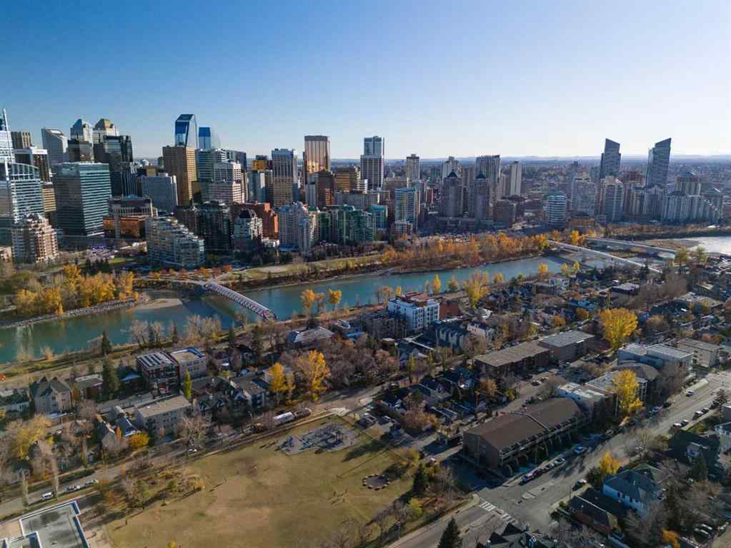 MLS® A2202302 - Unit #2 923 1 Avenue NW in Sunnyside Calgary, Residential