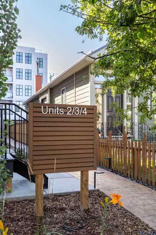 MLS® A2202302 - Unit #2 923 1 Avenue NW in Sunnyside Calgary, Residential