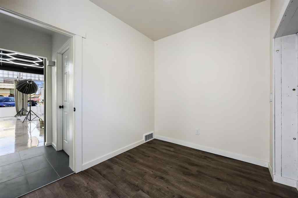 MLS® A2202344 - 2025 19 Avenue  in NONE Didsbury, Commercial