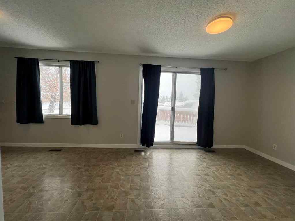 MLS® A2202364 - 5752 Westhaven Drive   in NONE Edson, Residential