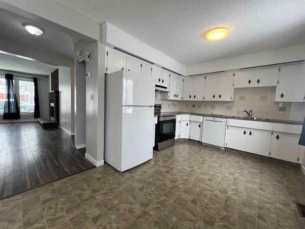 MLS® A2202364 - 5752 Westhaven Drive   in NONE Edson, Residential