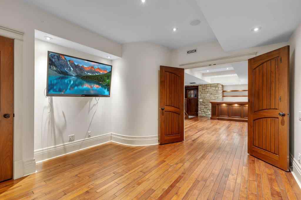 MLS® A2202567 - 1131 Dorchester Avenue SW in Upper Mount Royal Calgary, Residential