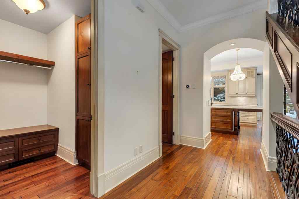 MLS® A2202567 - 1131 Dorchester Avenue SW in Upper Mount Royal Calgary, Residential