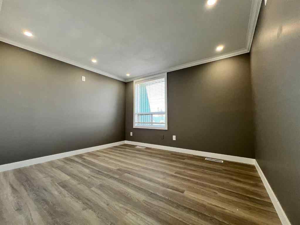 MLS® A2202621 - Unit #11 7895 49 Avenue  in Northlands Industrial Park Red Deer, Commercial