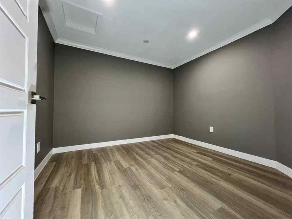 MLS® A2202621 - Unit #11 7895 49 Avenue  in Northlands Industrial Park Red Deer, Commercial