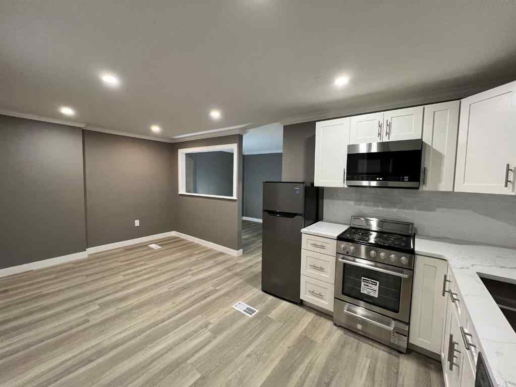 MLS® A2202621 - Unit #11 7895 49 Avenue  in Northlands Industrial Park Red Deer, Commercial