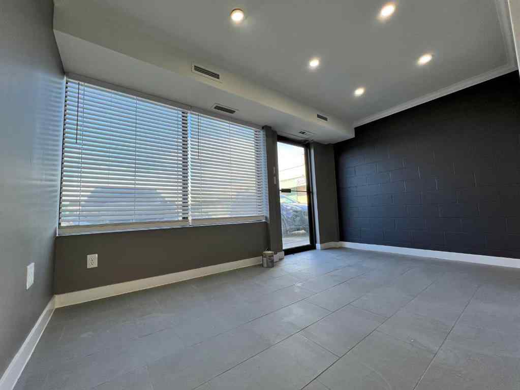 MLS® A2202621 - Unit #11 7895 49 Avenue  in Northlands Industrial Park Red Deer, Commercial