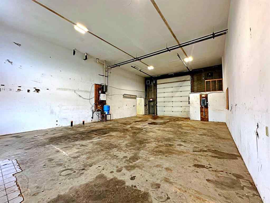 MLS® A2202632 - Unit #104 280 MacLennan Crescent  in Mackenzie Park Fort McMurray, Commercial