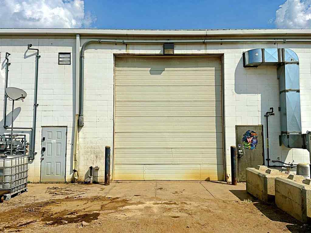 MLS® A2202632 - Unit #104 280 MacLennan Crescent  in Mackenzie Park Fort McMurray, Commercial