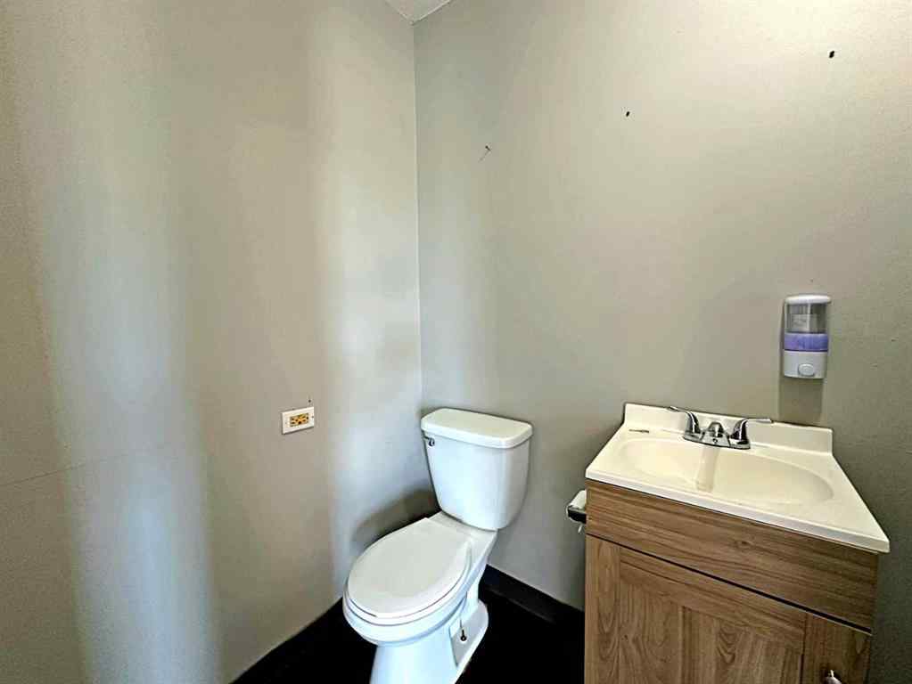 MLS® A2202632 - Unit #104 280 MacLennan Crescent  in Mackenzie Park Fort McMurray, Commercial