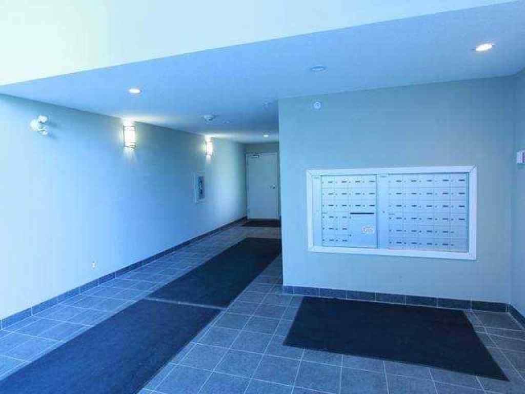 MLS® A2202633 - Unit #203 4303 1 Street NE in Highland Park Calgary, Residential