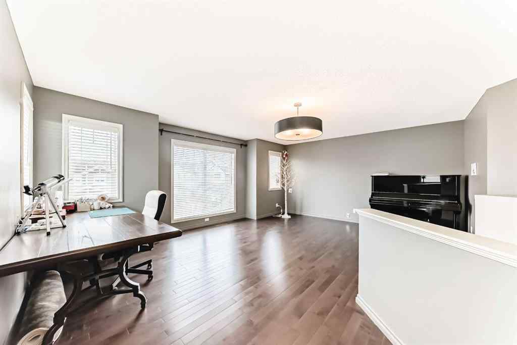 MLS® A2202683 - 103 Aspen Hills Close SW in Aspen Woods Calgary, Residential