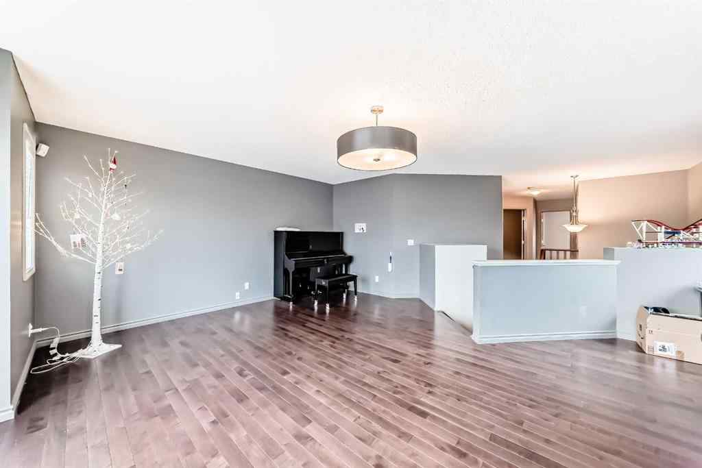 MLS® A2202683 - 103 Aspen Hills Close SW in Aspen Woods Calgary, Residential