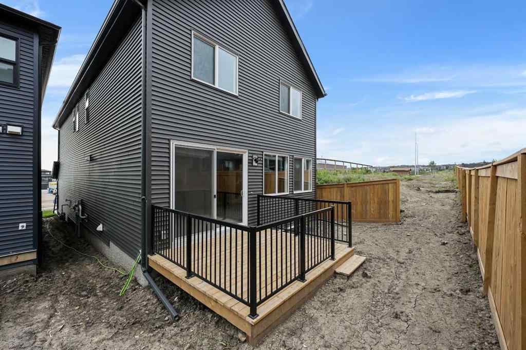 MLS® A2202687 - 173 Edith Place NW in Glacier Ridge Calgary, Residential