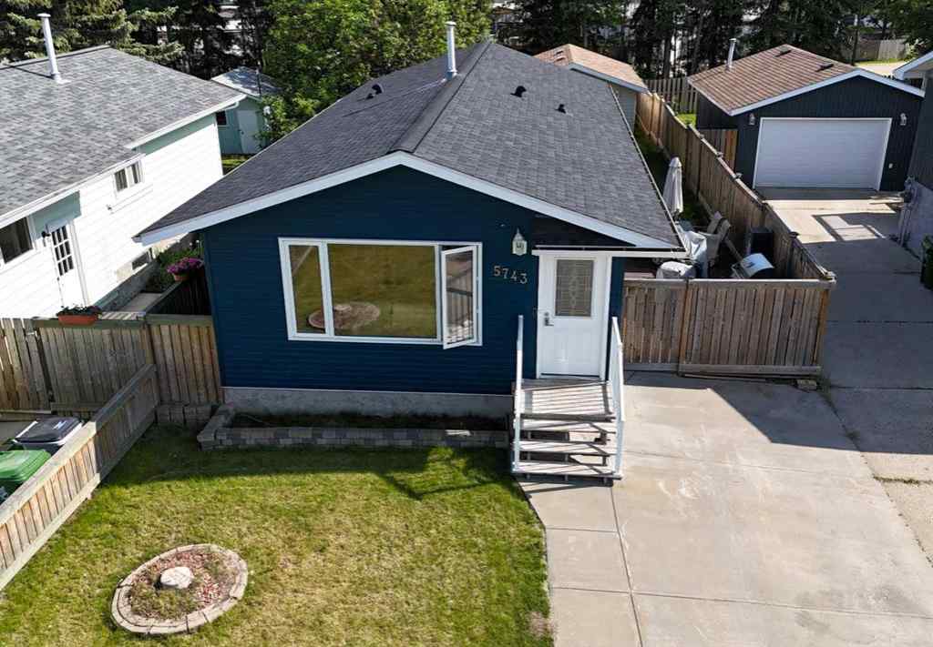 MLS® A2202817 - 5743 9 Avenue  in Edson Edson, Residential