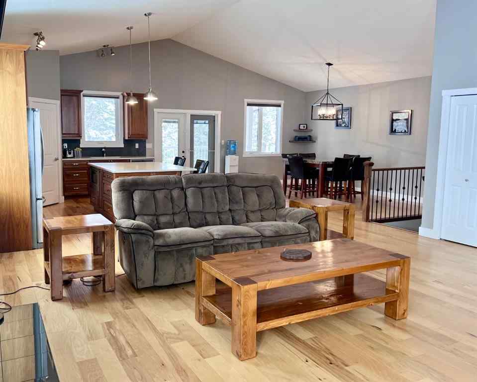 MLS® A2202823 - 1093 Makenny Street  in Thompson Lake Hinton, Residential