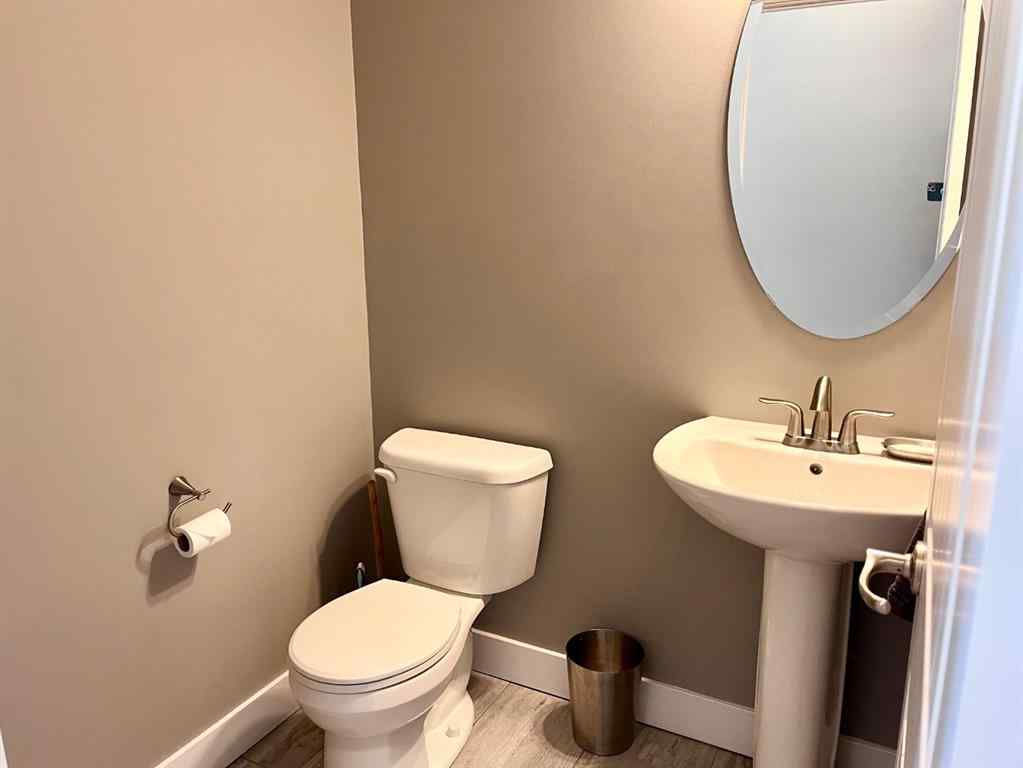 MLS® A2202823 - 1093 Makenny Street  in Thompson Lake Hinton, Residential