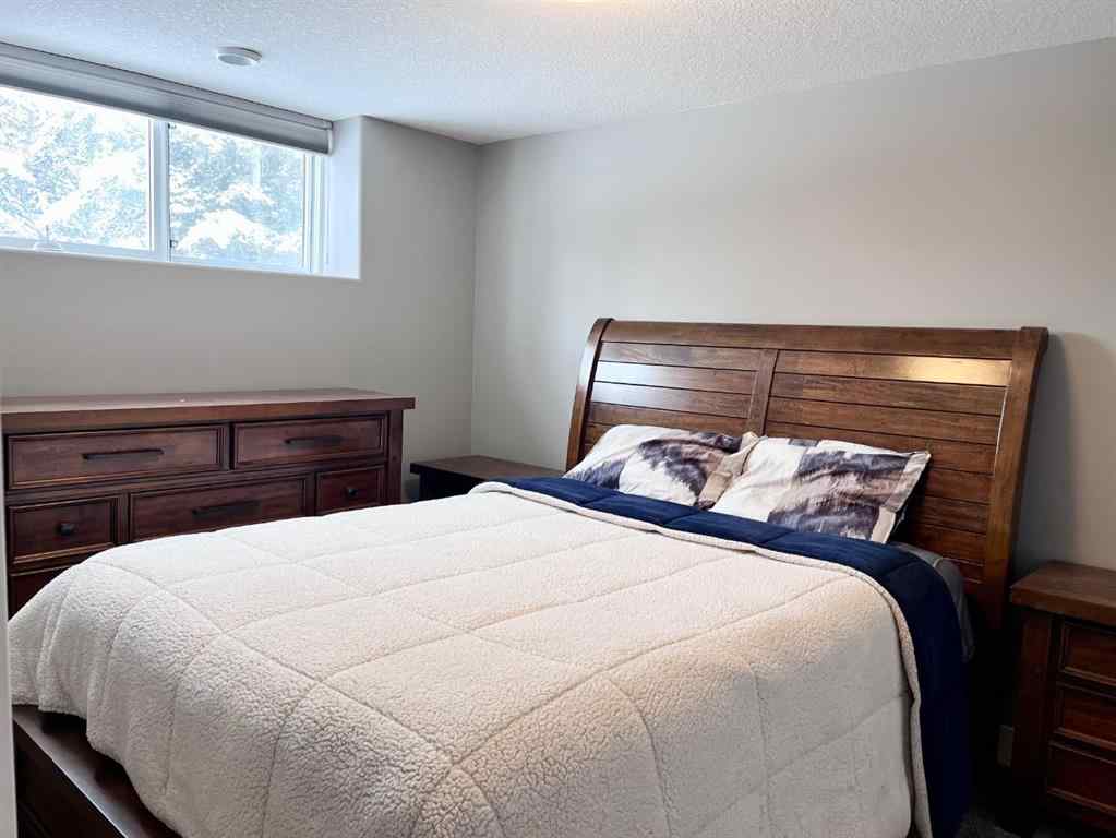 MLS® A2202823 - 1093 Makenny Street  in Thompson Lake Hinton, Residential