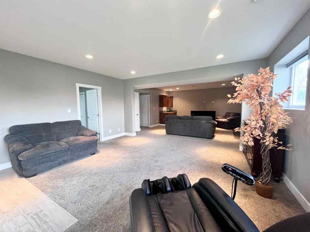 MLS® A2202823 - 1093 Makenny Street  in Thompson Lake Hinton, Residential