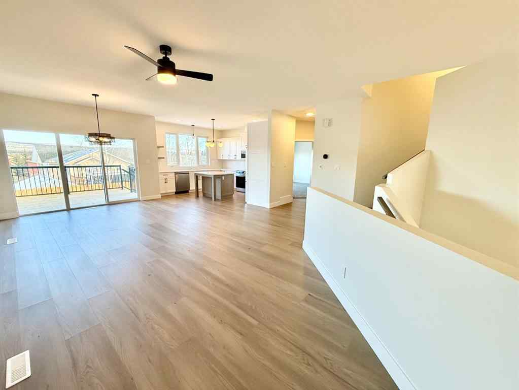 MLS® A2202875 - 128 TRESTLE Place  in Terrace Heights Hinton, Residential