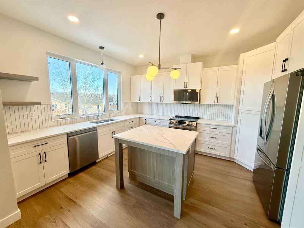 MLS® A2202875 - 128 TRESTLE Place  in Terrace Heights Hinton, Residential