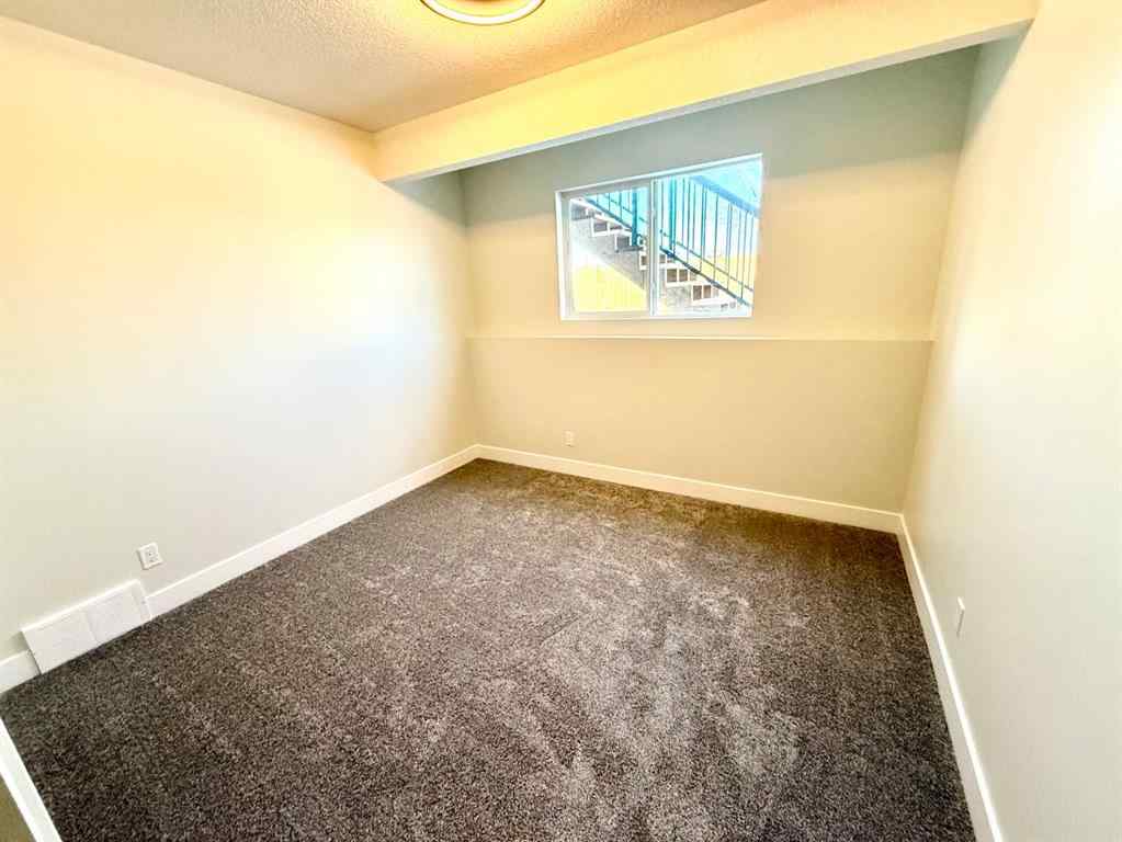 MLS® A2202875 - 128 TRESTLE Place  in Terrace Heights Hinton, Residential