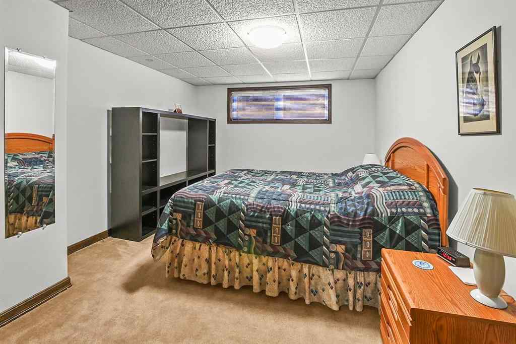 MLS® A2202888 - 5235 38 Street Crescent  in Margodt Innisfail, Residential