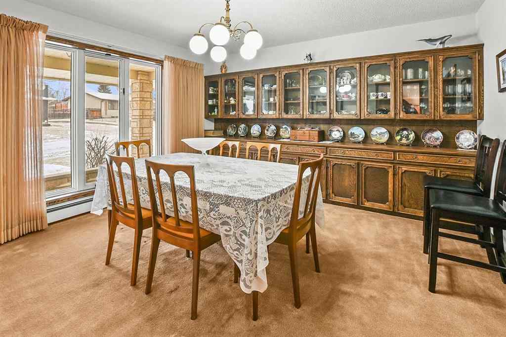 MLS® A2202888 - 5235 38 Street Crescent  in Margodt Innisfail, Residential